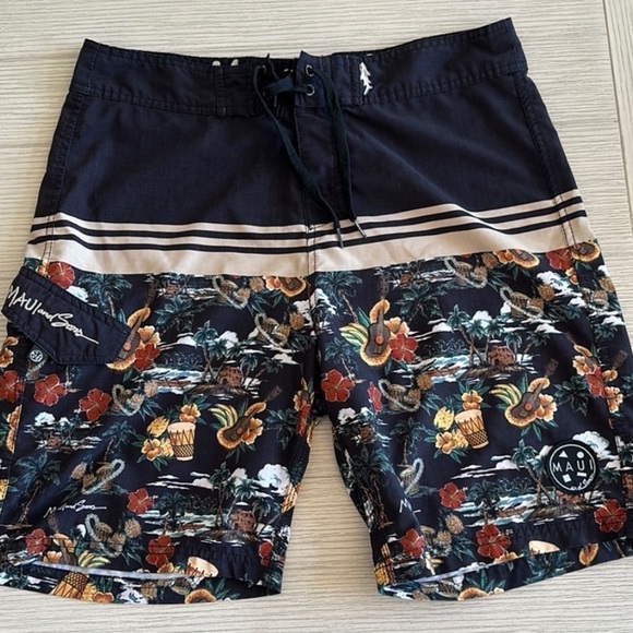 Maui and Sons Black Shark 4-Way Stretch‎ Men's Swim Trunks Board Shorts Size 34 - Picture 1 of 8